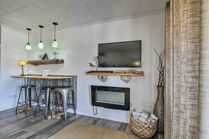 Apartment (1 Bedroom) | Interior