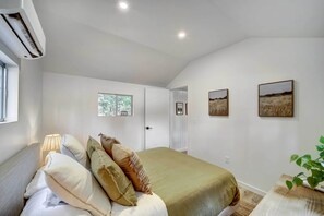 House (2 Bedrooms) | Interior - Scenic Tulsa Getaway w/ Deck + Fire Pit (Tulsa)