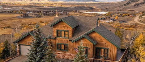 Talo (4 Bedrooms) | Majoituspaikan julkisivu
