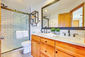 Interior - Private Hot Tub: Scenic Granby Vacation Rental! (Granby)