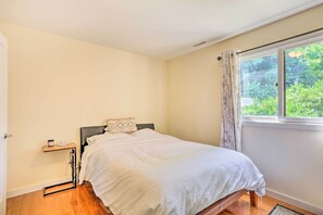 Apartment (2 Bedrooms) | Interior - Sun-lit Vernon Condo < 2 Mi to Ski Resort! (Vernon)