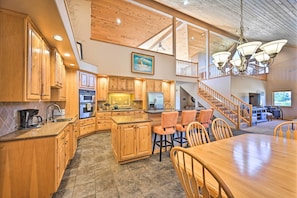 Front of property - Charming, Spacious & Pet-friendly Buena Vista Home (Buena Vista)