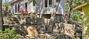 Family Fun! Lakeside Gem + Dock in Sunrise Beach