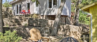 Lakeside Home w/ Boat Dock in Sunrise Beach