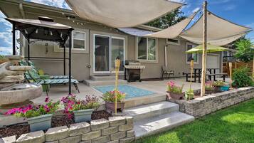 House (4 Bedrooms) | Terrace/patio