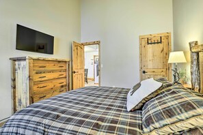 Apartment (2 Bedrooms) | Interior - All-season Resort Condo: 5 Mi to Dillon Reservoir (Silverthorne)