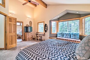 House (5 Bedrooms) | Interior - Tahoe Donner Retreat w/ Hot Tub & Fireplace! (Truckee)
