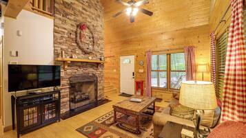 House (2 Bedrooms) | Front of property