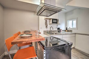 Cottage (1 Bedroom) | Interior - Pet-friendly San Diego Gem w/ Patio & Grill (San Diego)