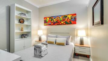 Apartment (1 Bedroom) | Interior