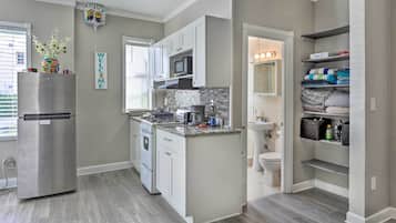 Apartment (1 Bedroom) | Interior