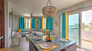 Apartment (2 Bedrooms) | Front of property