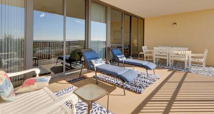 Private Beachwalk: Resort Condo in Dauphin Island