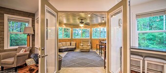 Peaceful Forest Retreat by Mt. Baker Slopes!