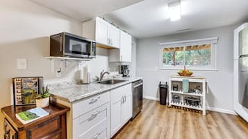 Apartment (2 Bedrooms) | Bahagian dalam