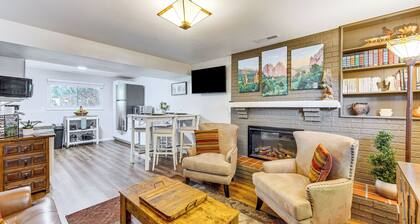 Hillside Place w/ Mountain Views ~ 8 Mi to Dtwn!