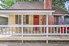 House (2 Bedrooms) | Front of property