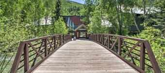 Bright Downtown Telluride Condo - Steps to Lift!