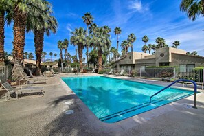 Apartment (2 Bedrooms) | Interior - Mtn & Golf Course Views: Relaxing Palm Desert Gem (Palm Desert)