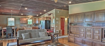 Guntersville Cabin w/ Lake Views!