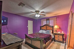 House (6 Bedrooms) | 6 bedrooms, iron/ironing board, free cribs/infant beds, bed sheets