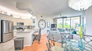 Apartment (3 Bedrooms) | Front of property