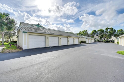 Naples Condo w/ Pool Access ~ 6 Mi to Beach