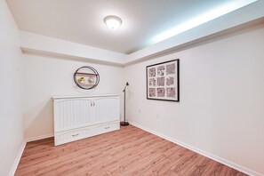 Interior - Naples Condo w/ Pool Access ~ 6 Mi to Beach (Naples)