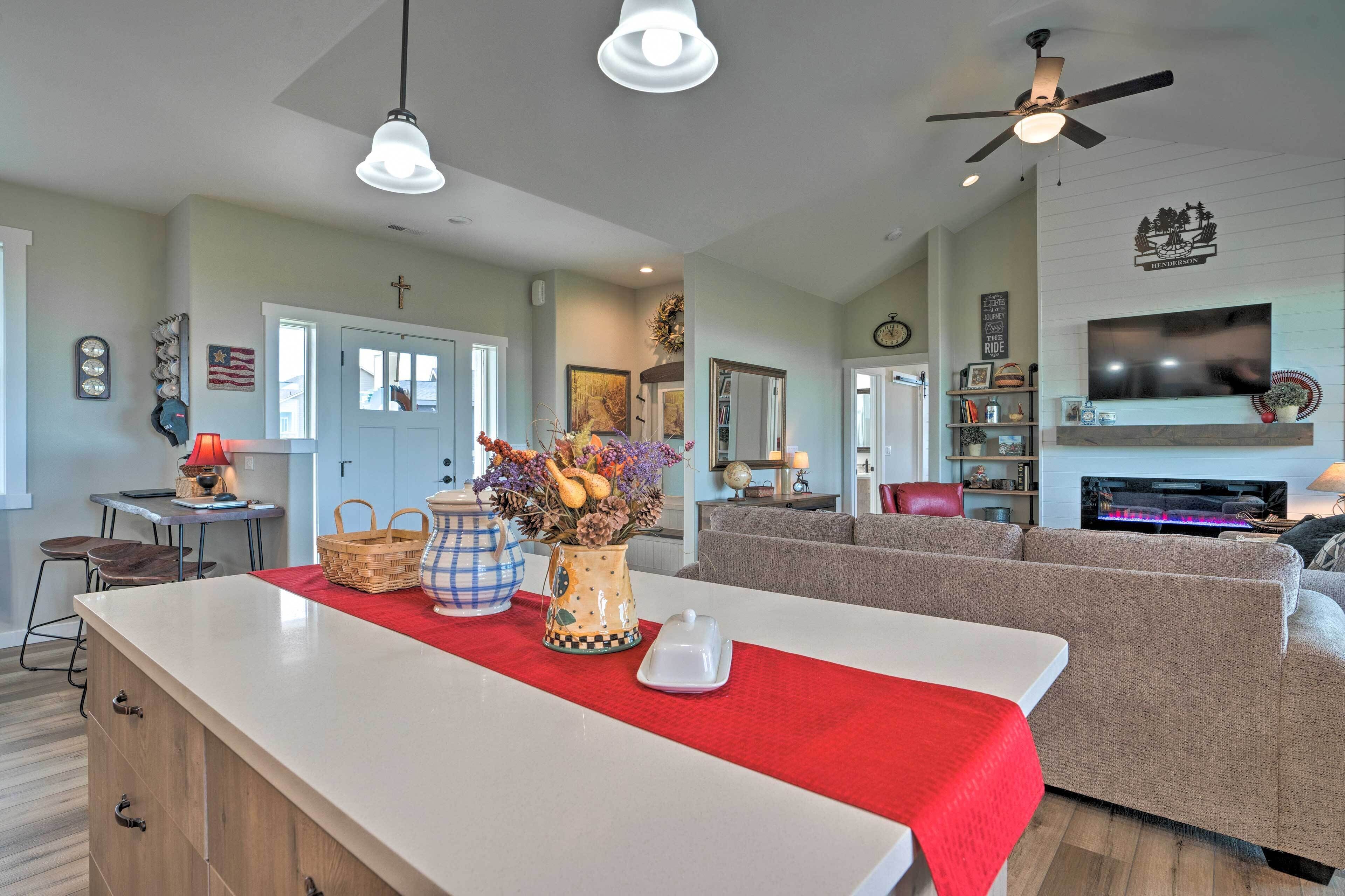 House (3 Bedrooms) | Interior