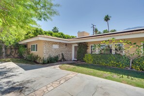 House (4 Bedrooms) | Interior - Patio, Pool & Mountain Views: Palm Springs Home! (Palm Springs)