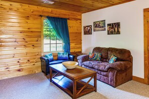 Interior - 'A Bit of Heaven' Cabin < 13 Miles From Boone! (Fleetwood)