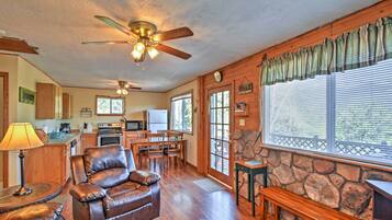 House (2 Bedrooms) | Bahagian dalam