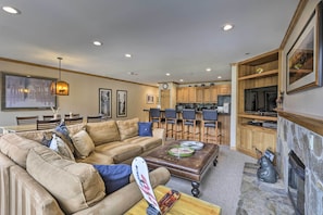 Interior - Spacious Vail Condo: Steps From Eagle Bahn Gondola (Vail)
