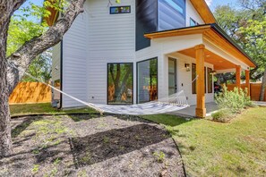 House (2 Bedrooms) | Interior - Chic Austin House w/ Spacious Backyard & Hammock (Austin)