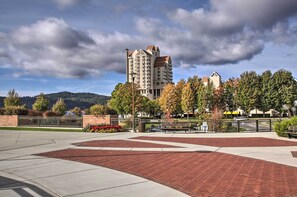 House (4 Bedrooms) | Interior - Charming Downtown Coeur D'alene Home With Yard! (Coeur d'Alene)