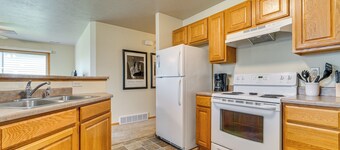 Cozy Sioux Falls House - Walk to Park!