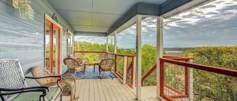 House (3 Bedrooms) | Terrace/patio