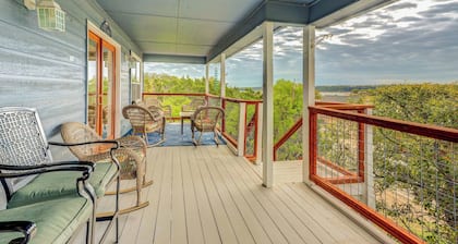 Canyon Lake Getaway w/ Fire Pit, Boat Ramp Nearby!