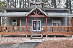 House (2 Bedrooms) | Interior - 1 Mi to Mtn, 1 More to Shore! Luxury Tahoe Home (South Lake Tahoe)