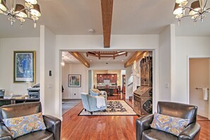 House (2 Bedrooms) | Interior - 1 Mi to Mtn, 1 More to Shore! Luxury Tahoe Home (South Lake Tahoe)