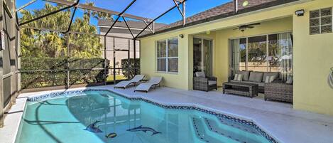 Villa (4 Bedrooms) | Front of property