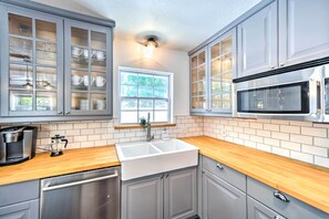 House (4 Bedrooms) | Interior - New Braunfels Haven w/ Hot Tub & Fire Pit! (New Braunfels)