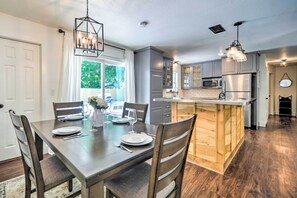 บ้านพัก (4 Bedrooms) | ภายใน