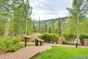 Apartment (3 Bedrooms) | Interior - Updated Vail Home 10-min Walk to Lionshead Village (Vail)