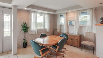 Apartment (1 Bedroom) | Interior