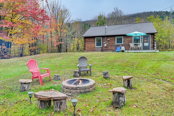 House (2 Bedrooms) | Property grounds