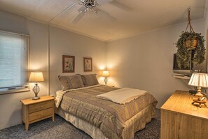 Interior - Walk to the Beach: Ocean City Condo w/ Balcony (Ocean City)