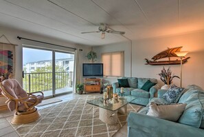 Apartment (2 Bedrooms) | Front of property