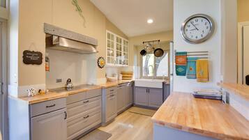 Casa (2 Bedrooms) | Interior