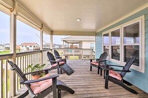 Interior - Pool Access & Walk to Beach: Galveston Home (Galveston)